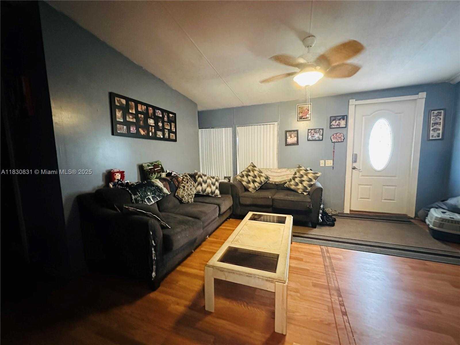 Small Image of 19800 SOUTH WEST 180TH #583, Miami Number 5