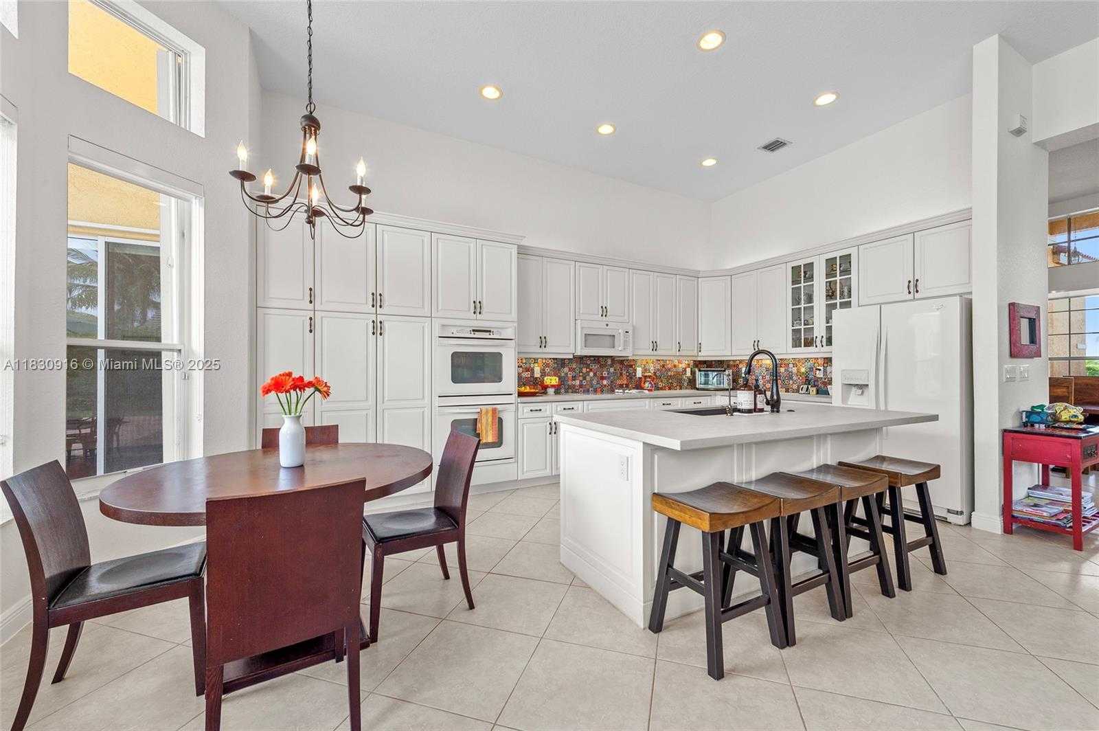 Small Image of 19442 SOUTH WEST 39TH ST, Miramar Number 14