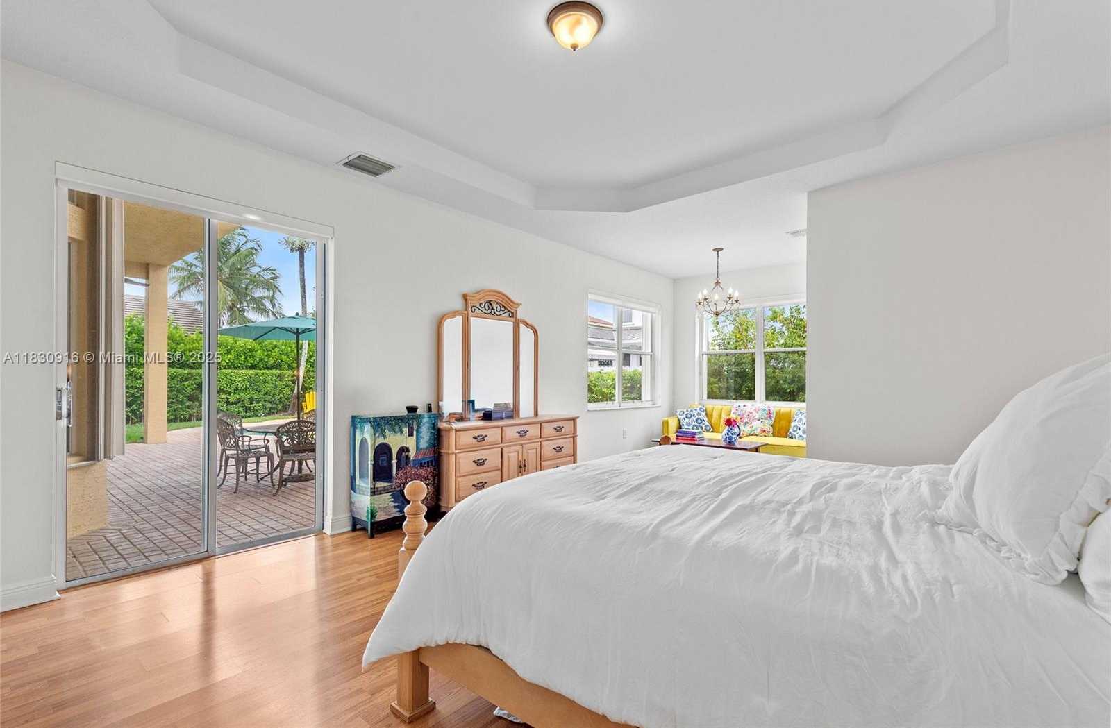 Small Image of 19442 SOUTH WEST 39TH ST, Miramar Number 18