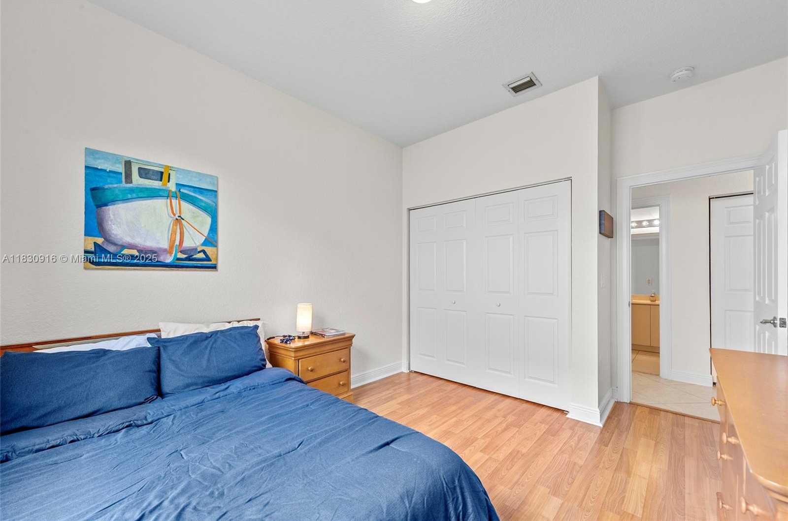 Small Image of 19442 SOUTH WEST 39TH ST, Miramar Number 30
