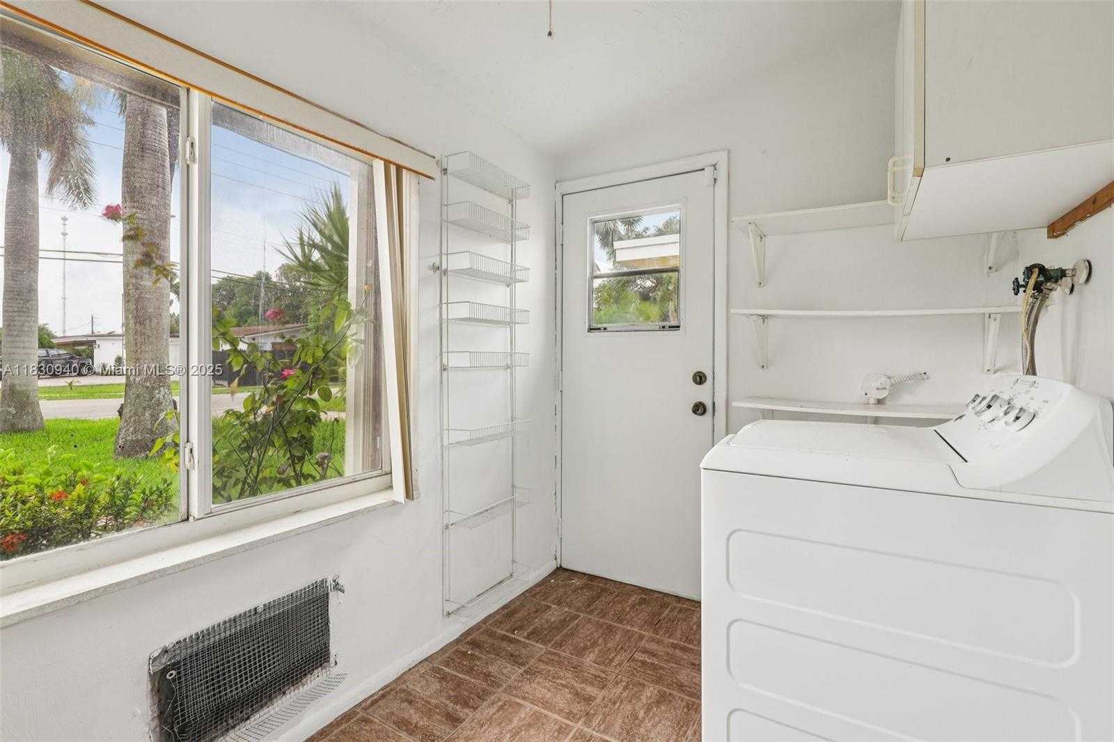 Small Image of 3842 SOUTH WEST 68TH AVE, Miramar Number 13