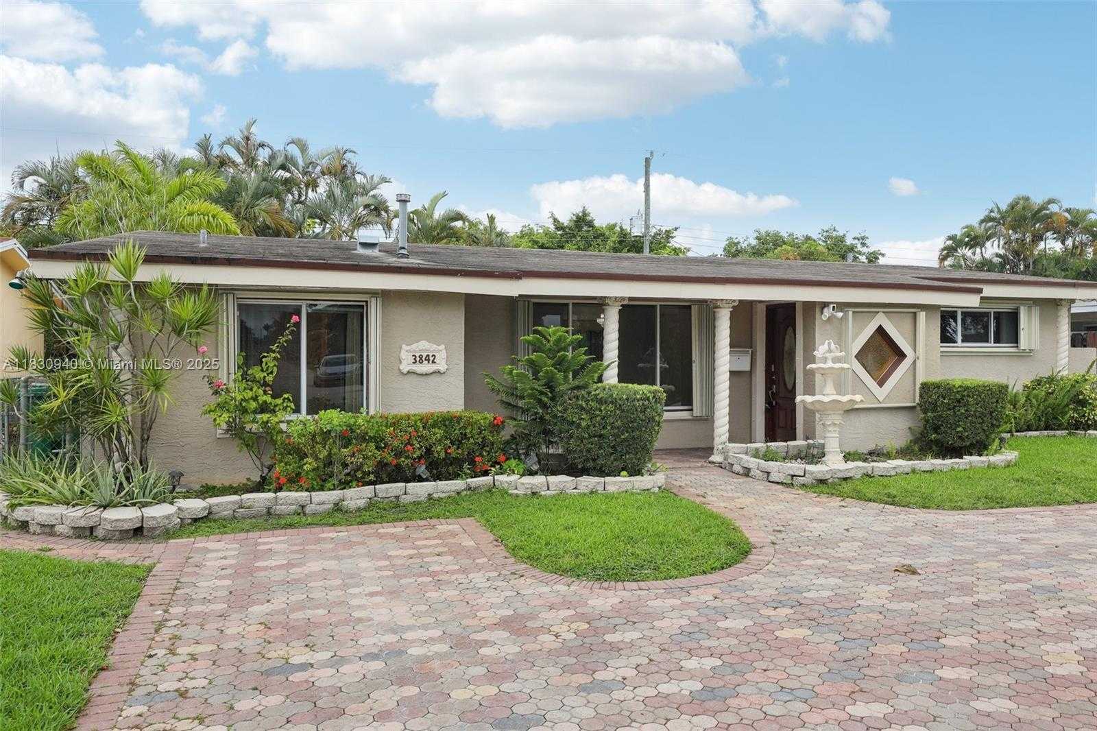 Small Image of 3842 SOUTH WEST 68TH AVE, Miramar Number 16