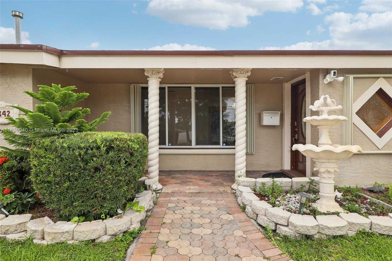 Small Image of 3842 SOUTH WEST 68TH AVE, Miramar Number 17