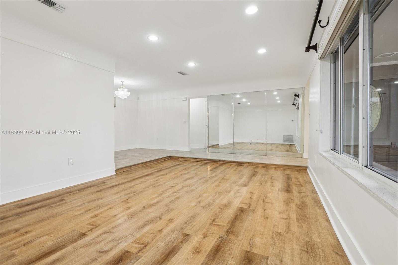 Small Image of 3842 SOUTH WEST 68TH AVE, Miramar Number 23