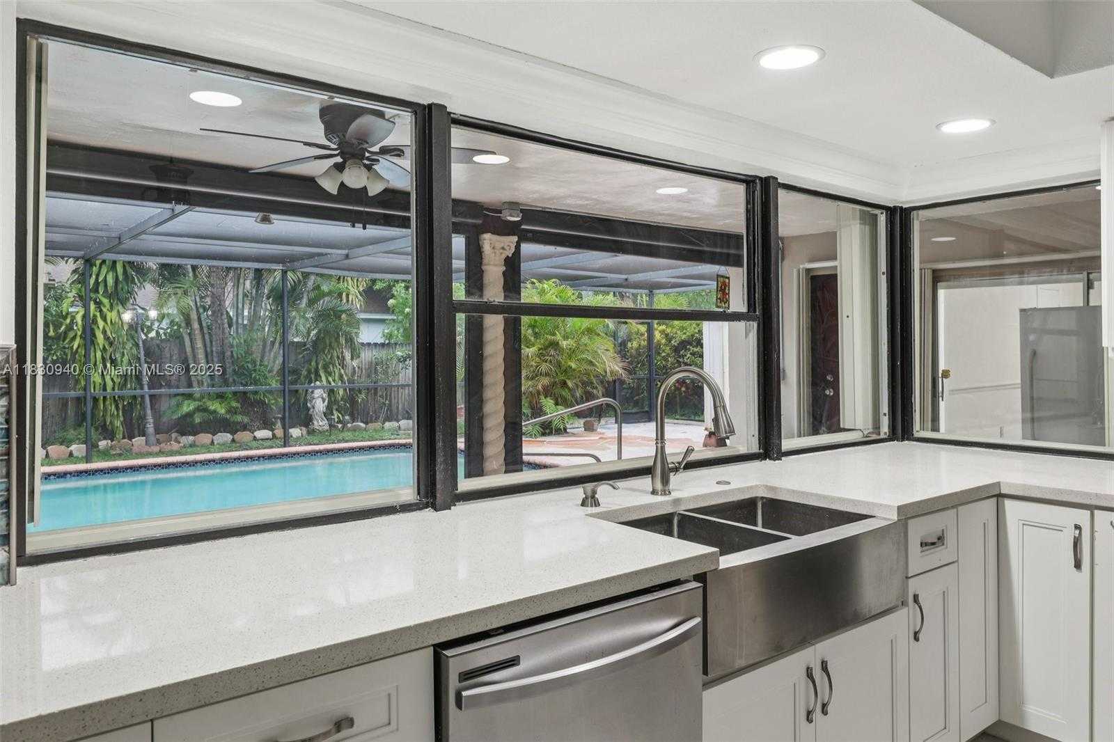 Small Image of 3842 SOUTH WEST 68TH AVE, Miramar Number 28