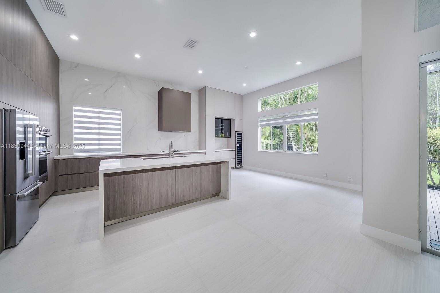 Small Image of 1212 CAMELLIA LN, Weston Number 15