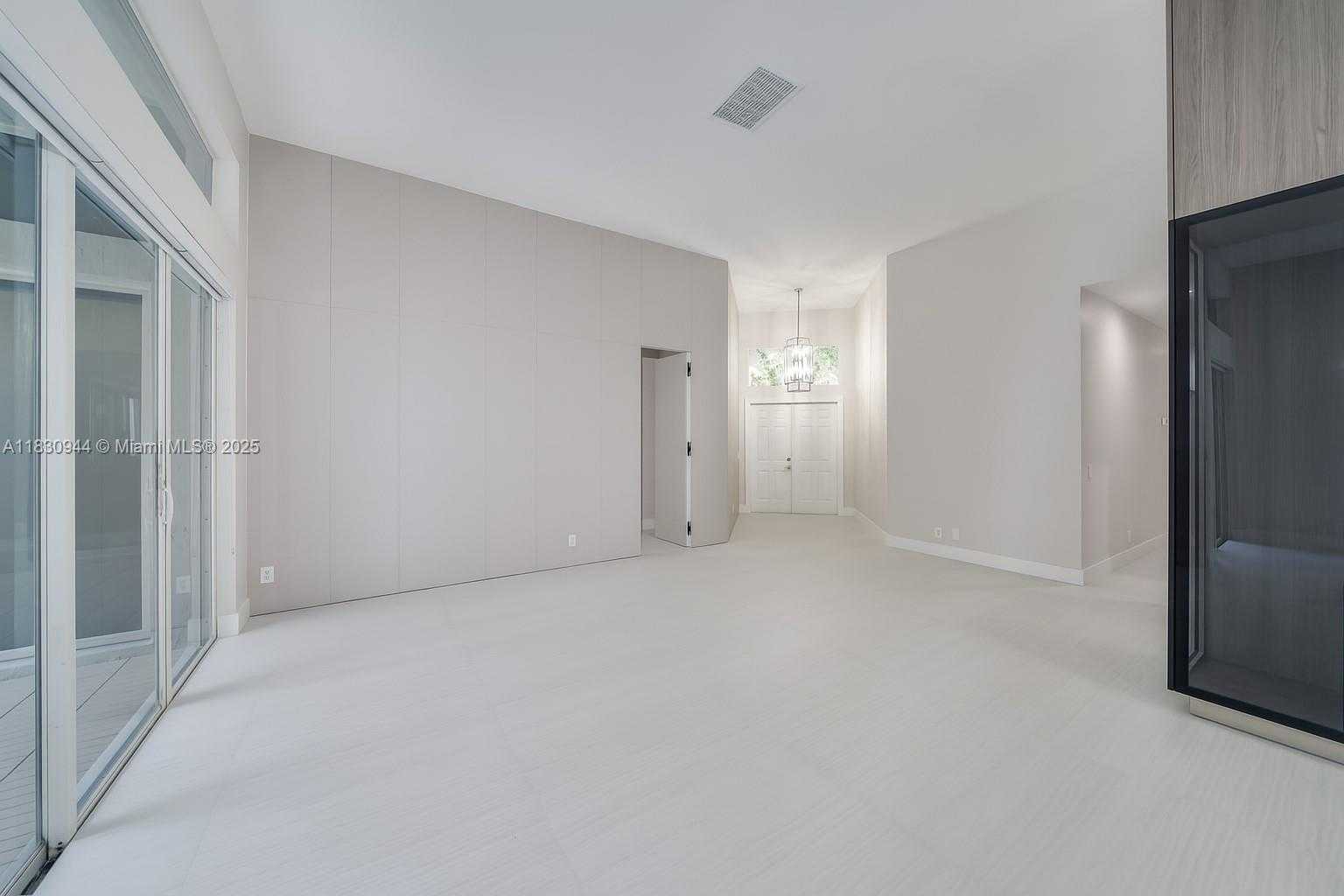 Small Image of 1212 CAMELLIA LN, Weston Number 18