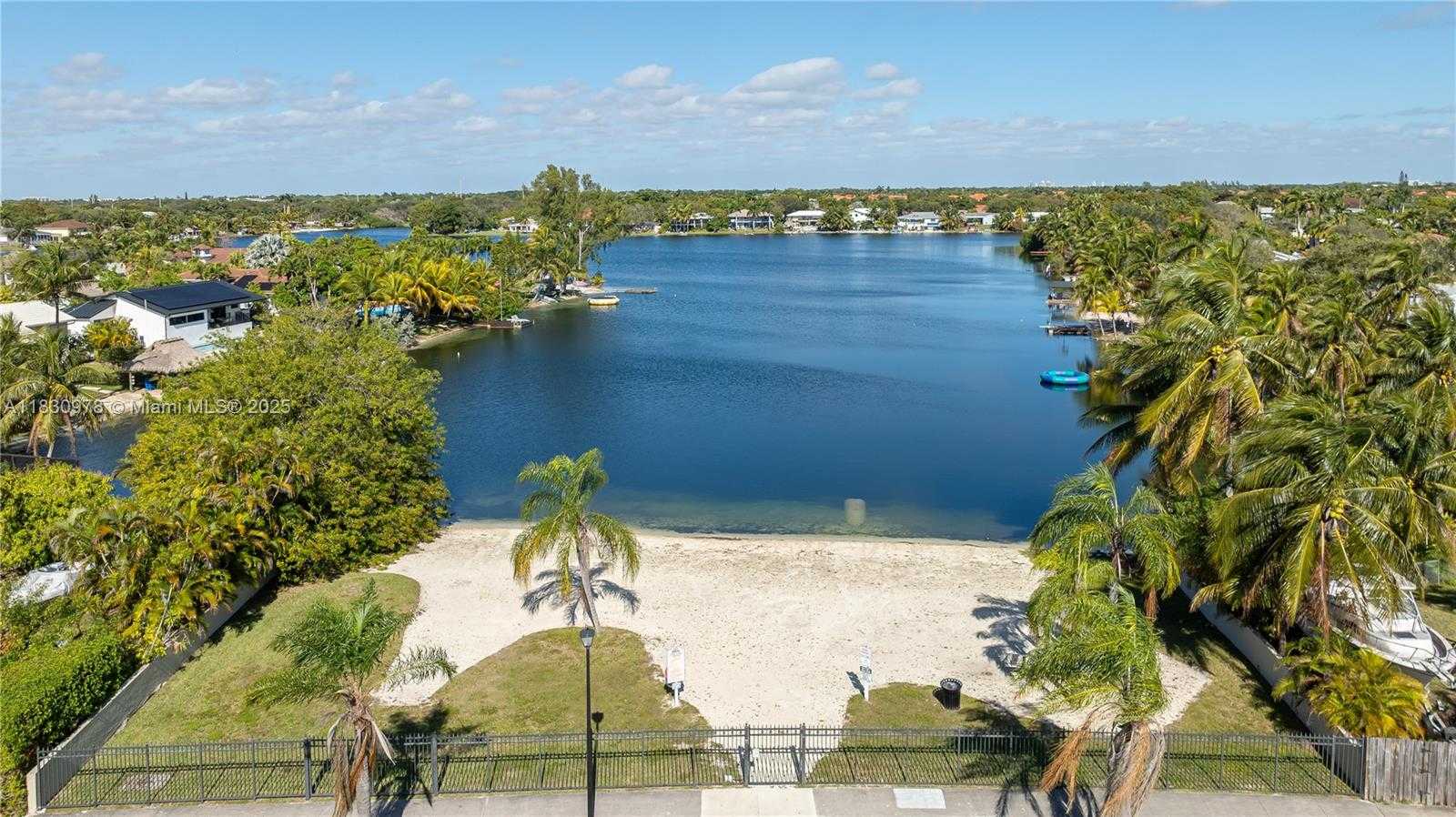 Small Image of 20565 SOUTH WEST 80TH PL, Cutler Bay Number 33