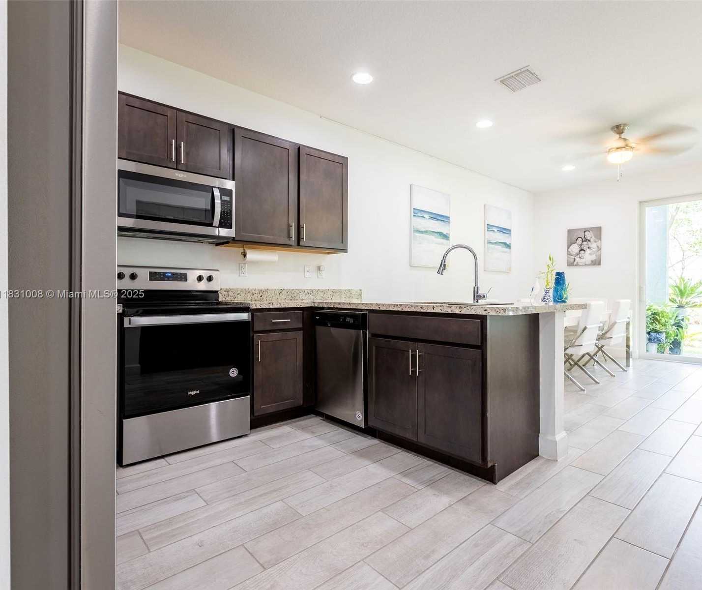 Small Image of 4923 NORTH WEST 48TH TER, Tamarac Number 21