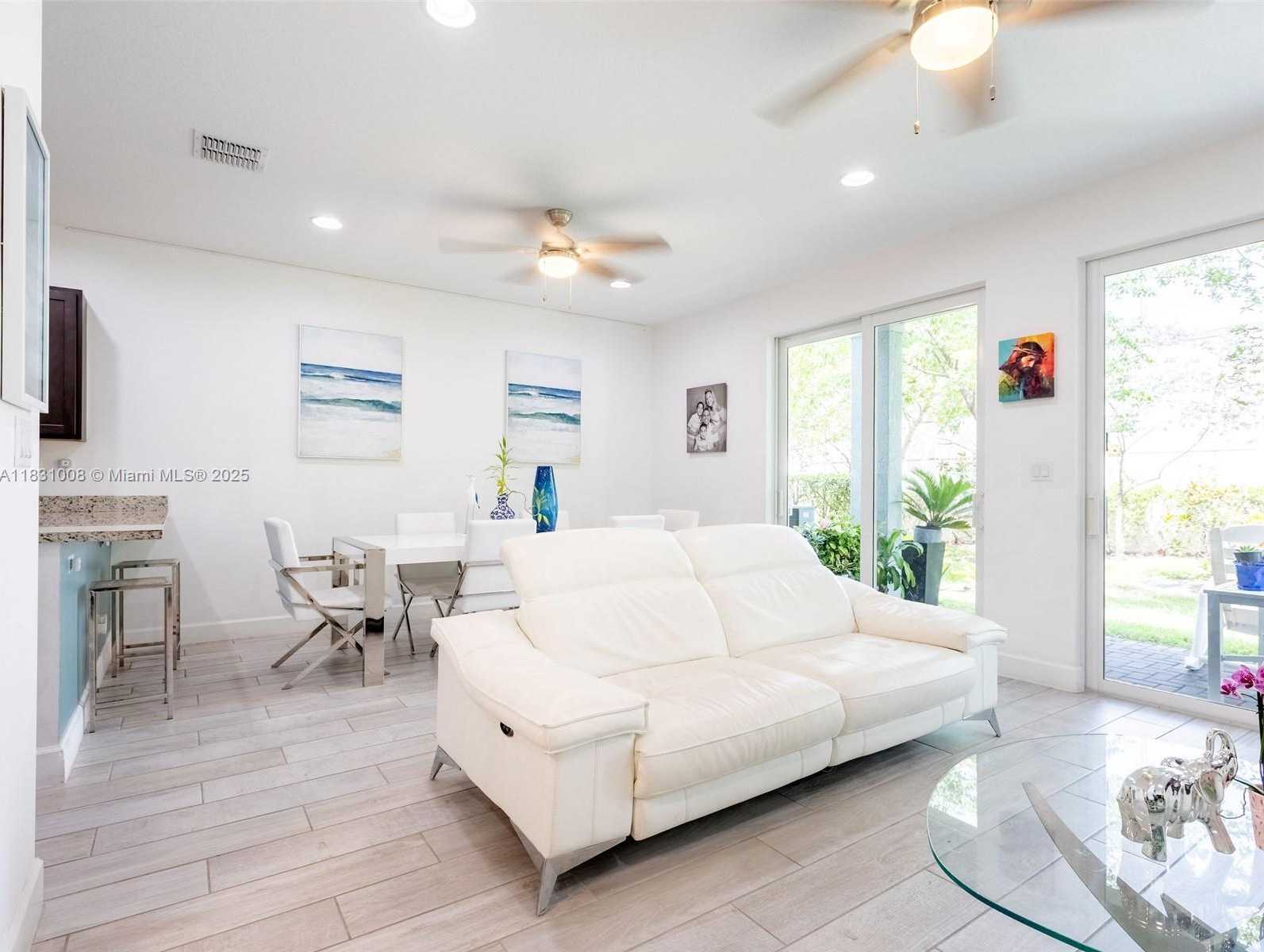 Small Image of 4923 NORTH WEST 48TH TER, Tamarac Number 27