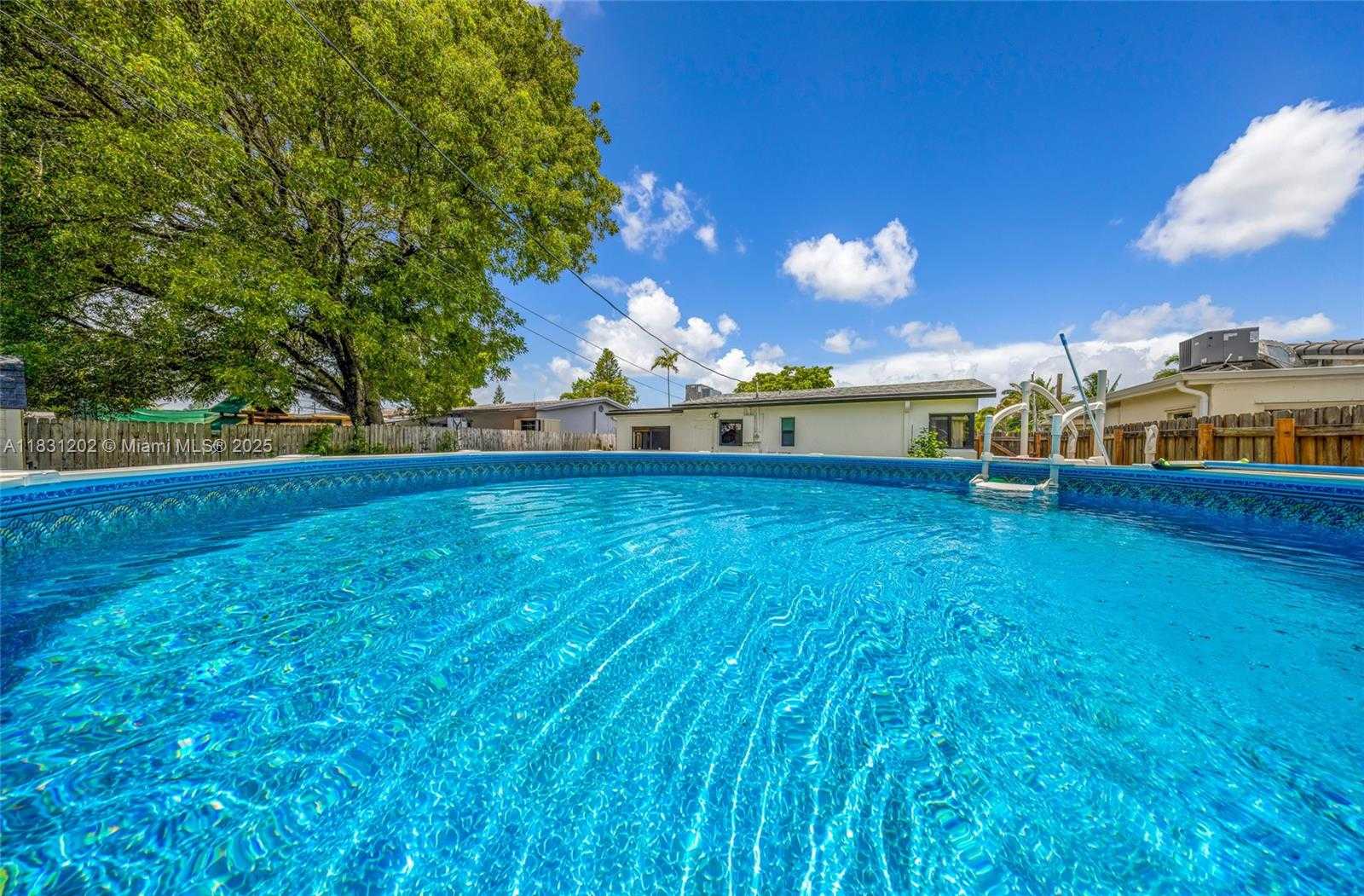 Small Image of 210 NORTH EAST 51ST CT, Oakland Park Number 28