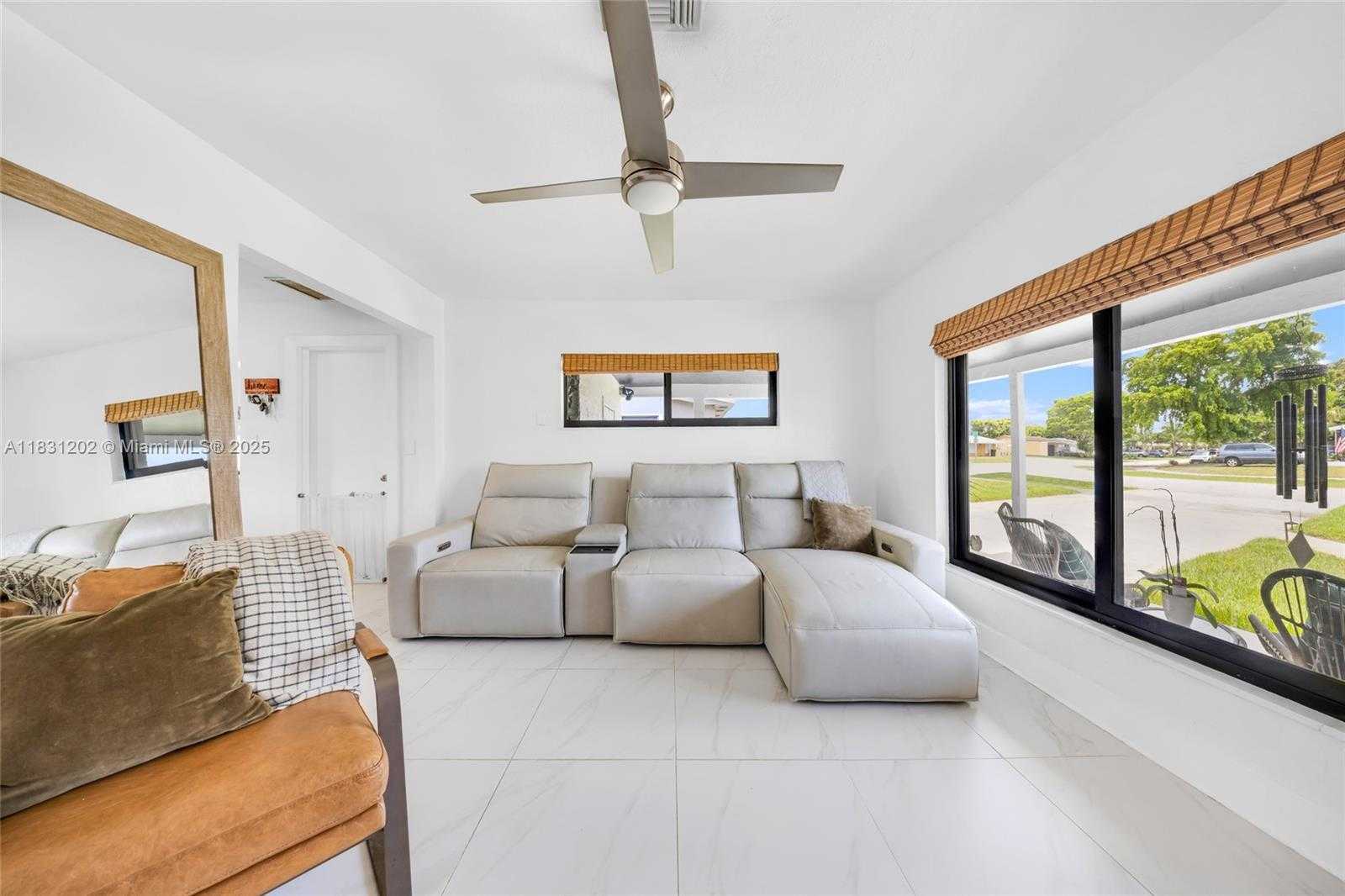 Small Image of 210 NORTH EAST 51ST CT, Oakland Park Number 7