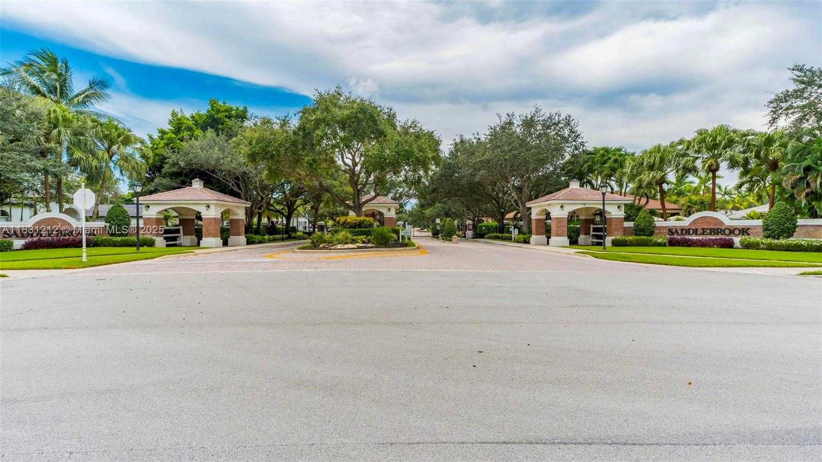 Small Image of 3230 SOUTH WEST 139TH TER, Davie Number 39