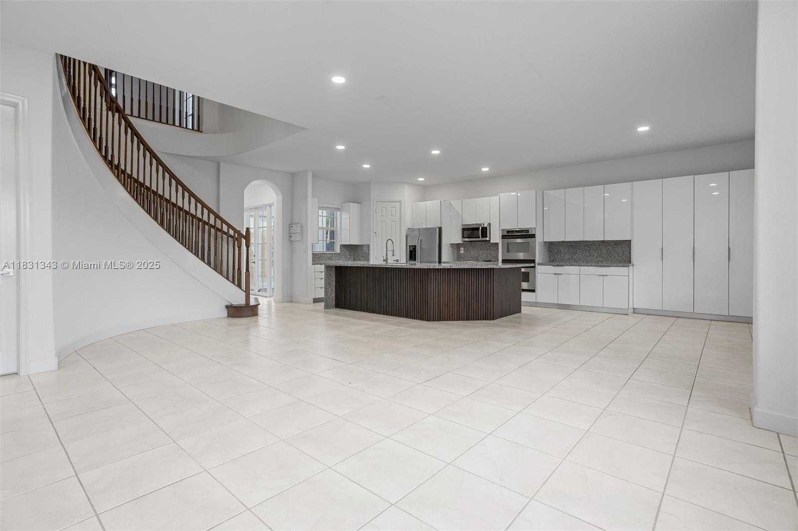 Small Image of 11388 NORTH WEST 68TH ST, Doral Number 10