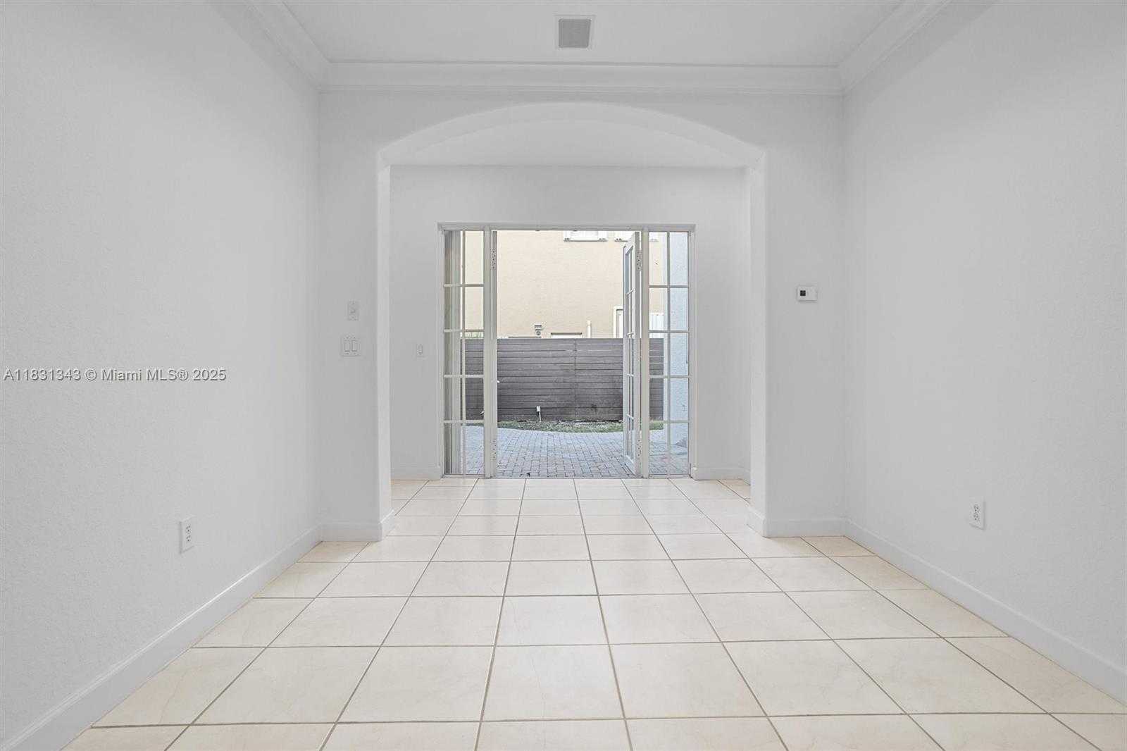 Small Image of 11388 NORTH WEST 68TH ST, Doral Number 15