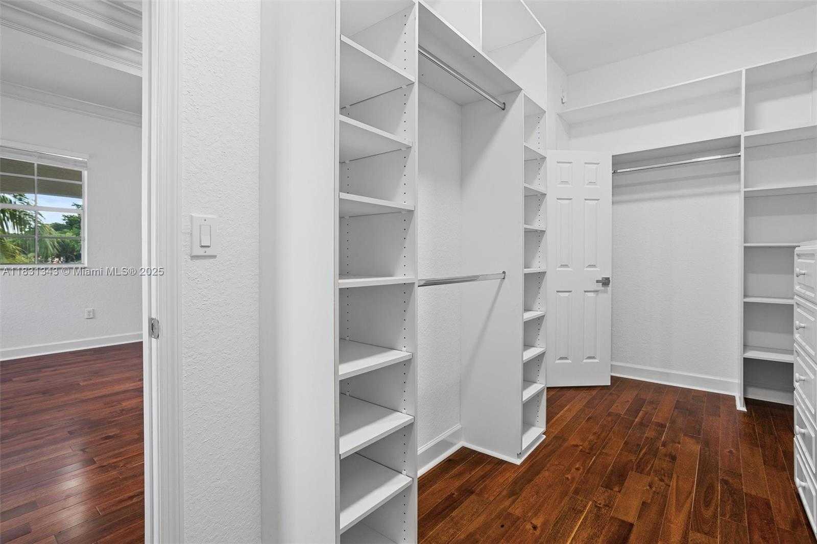 Small Image of 11388 NORTH WEST 68TH ST, Doral Number 23