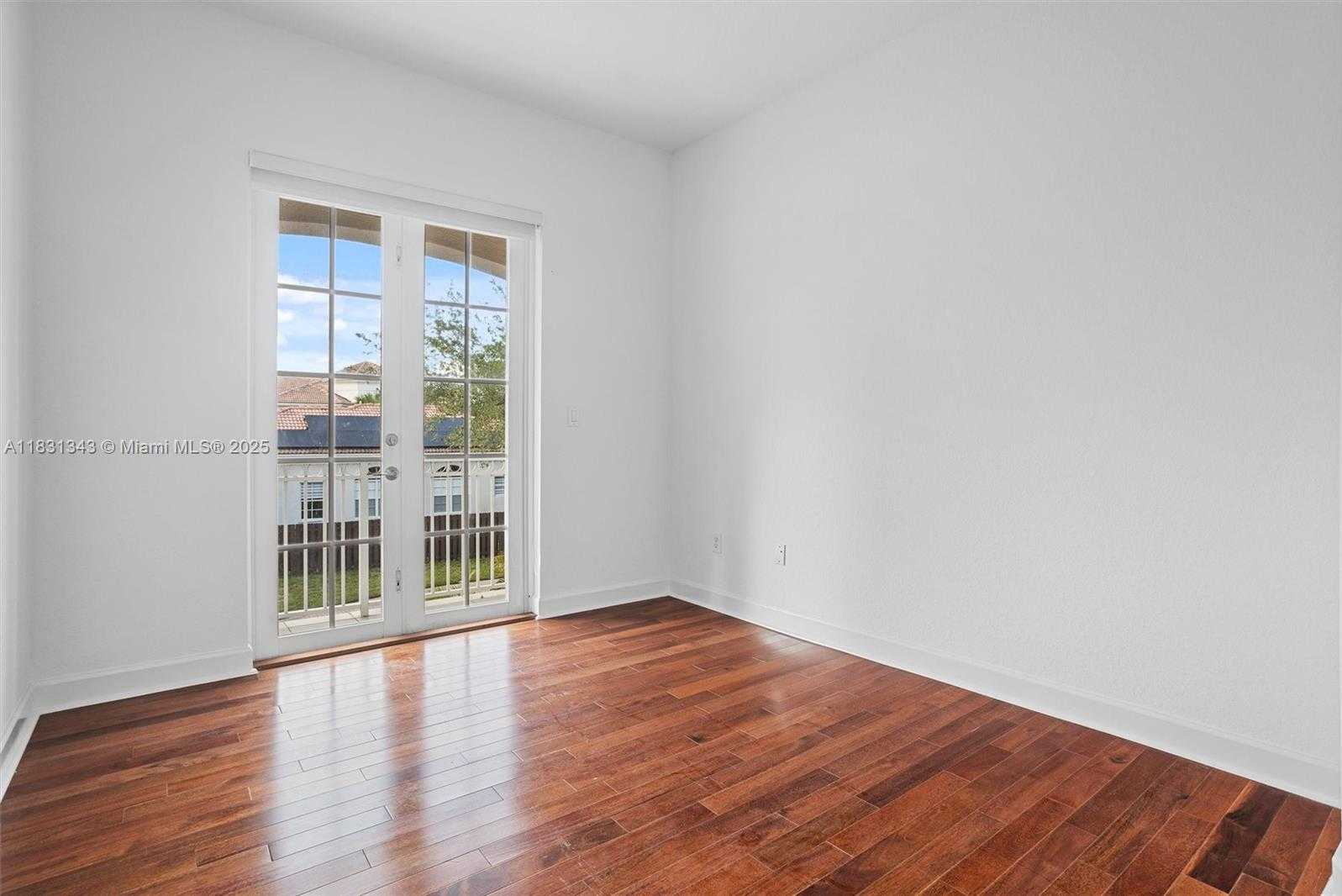 Small Image of 11388 NORTH WEST 68TH ST, Doral Number 33