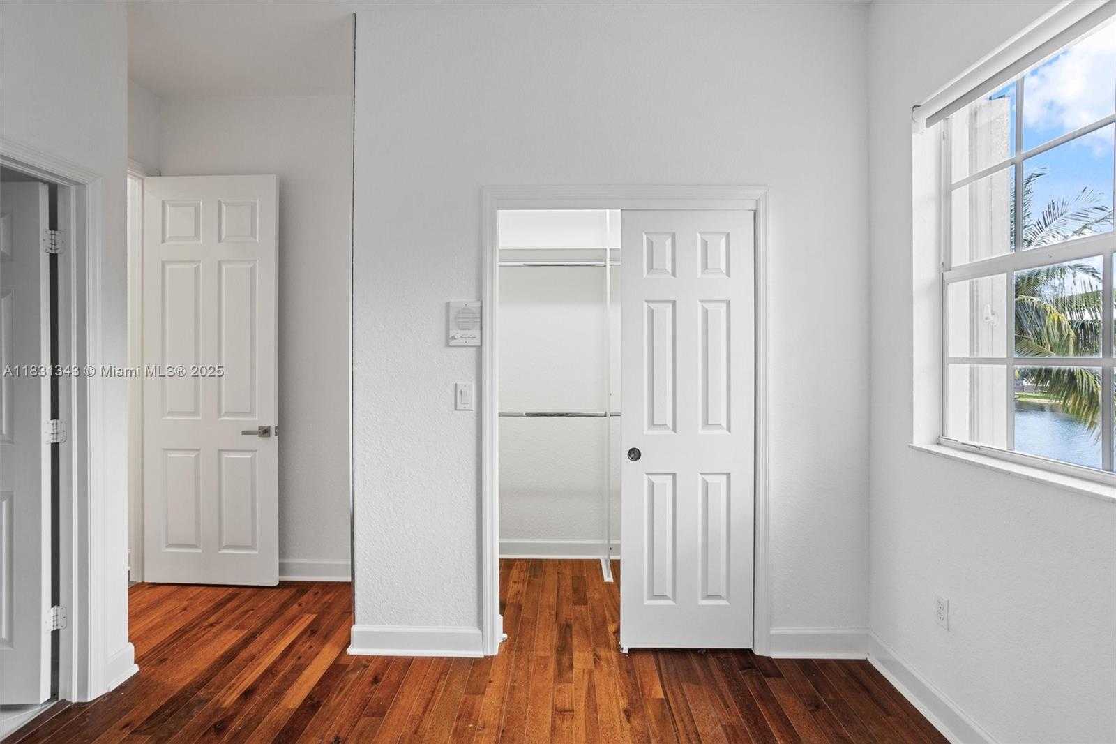 Small Image of 11388 NORTH WEST 68TH ST, Doral Number 37