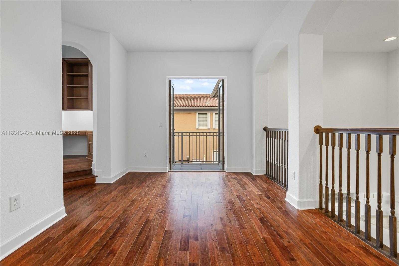 Small Image of 11388 NORTH WEST 68TH ST, Doral Number 39