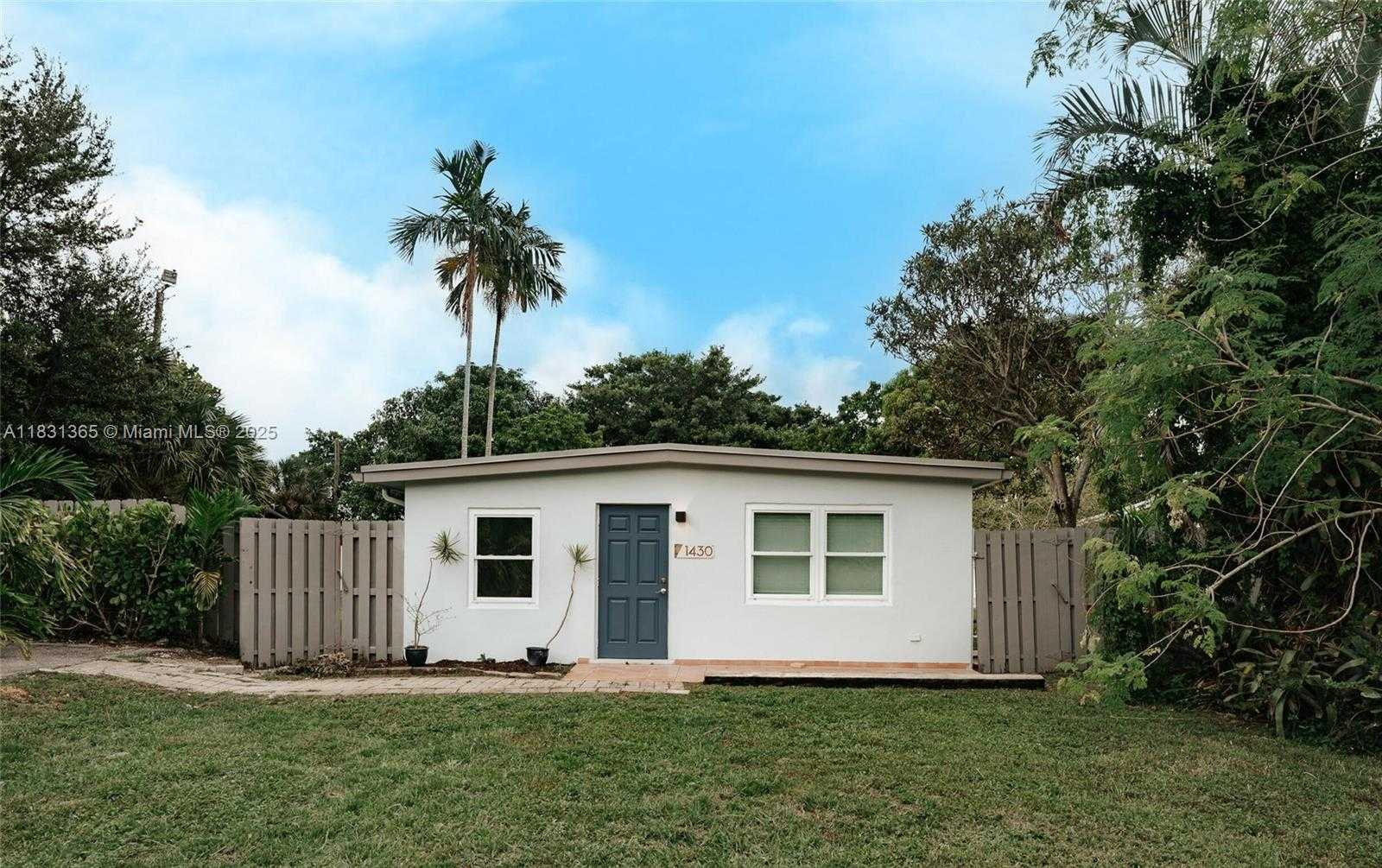 Small Image of 1430 SOUTH WEST 32ND CT, Fort Lauderdale Number 2