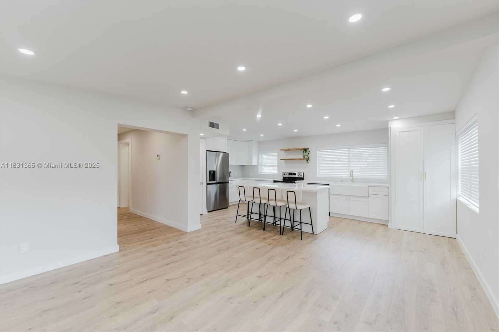Small Image of 1430 SOUTH WEST 32ND CT, Fort Lauderdale Number 25