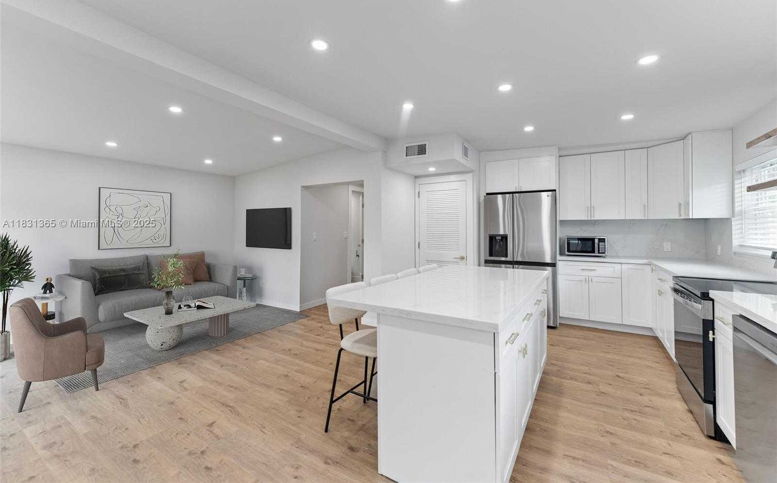Small Image of 1430 SOUTH WEST 32ND CT, Fort Lauderdale Number 27