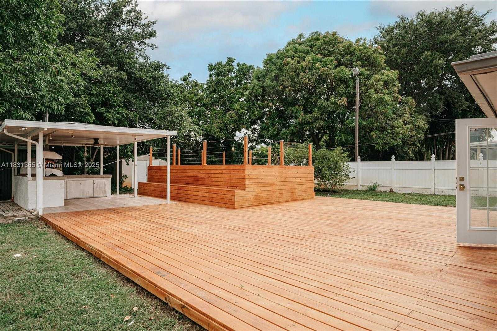 Small Image of 1430 SOUTH WEST 32ND CT, Fort Lauderdale Number 31