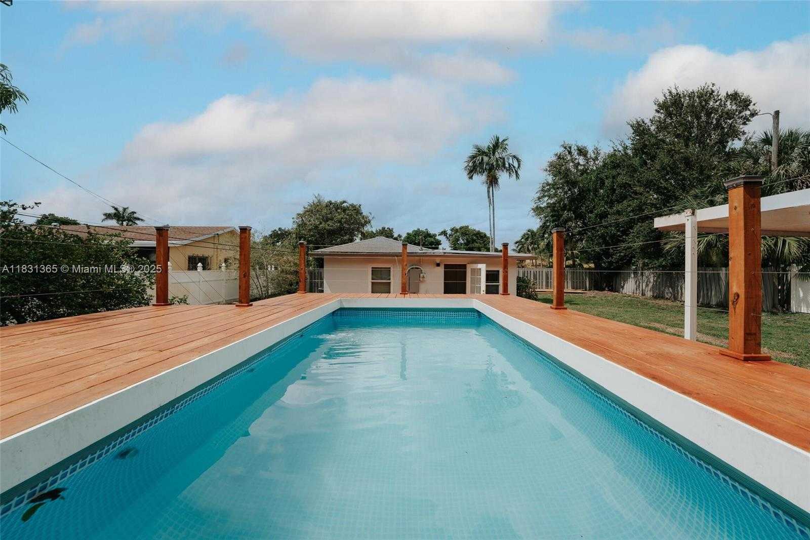 Small Image of 1430 SOUTH WEST 32ND CT, Fort Lauderdale Number 32