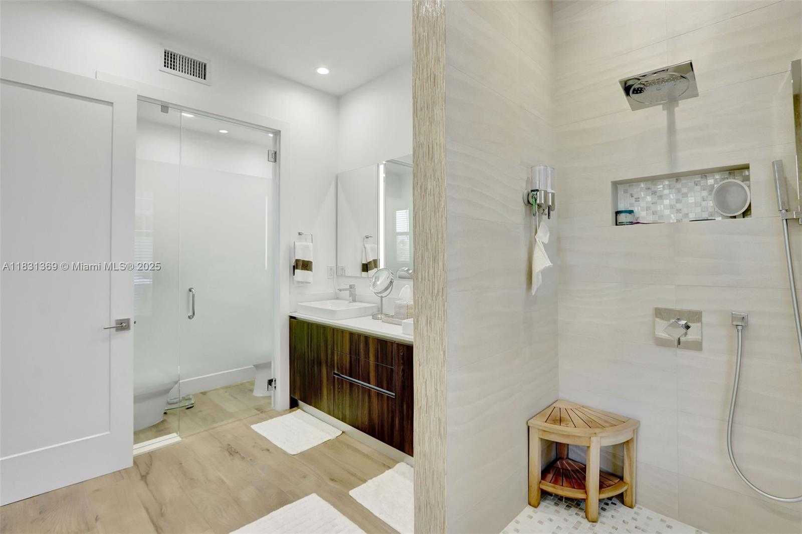 Small Image of 324 BALBOA ST, Hollywood Number 21