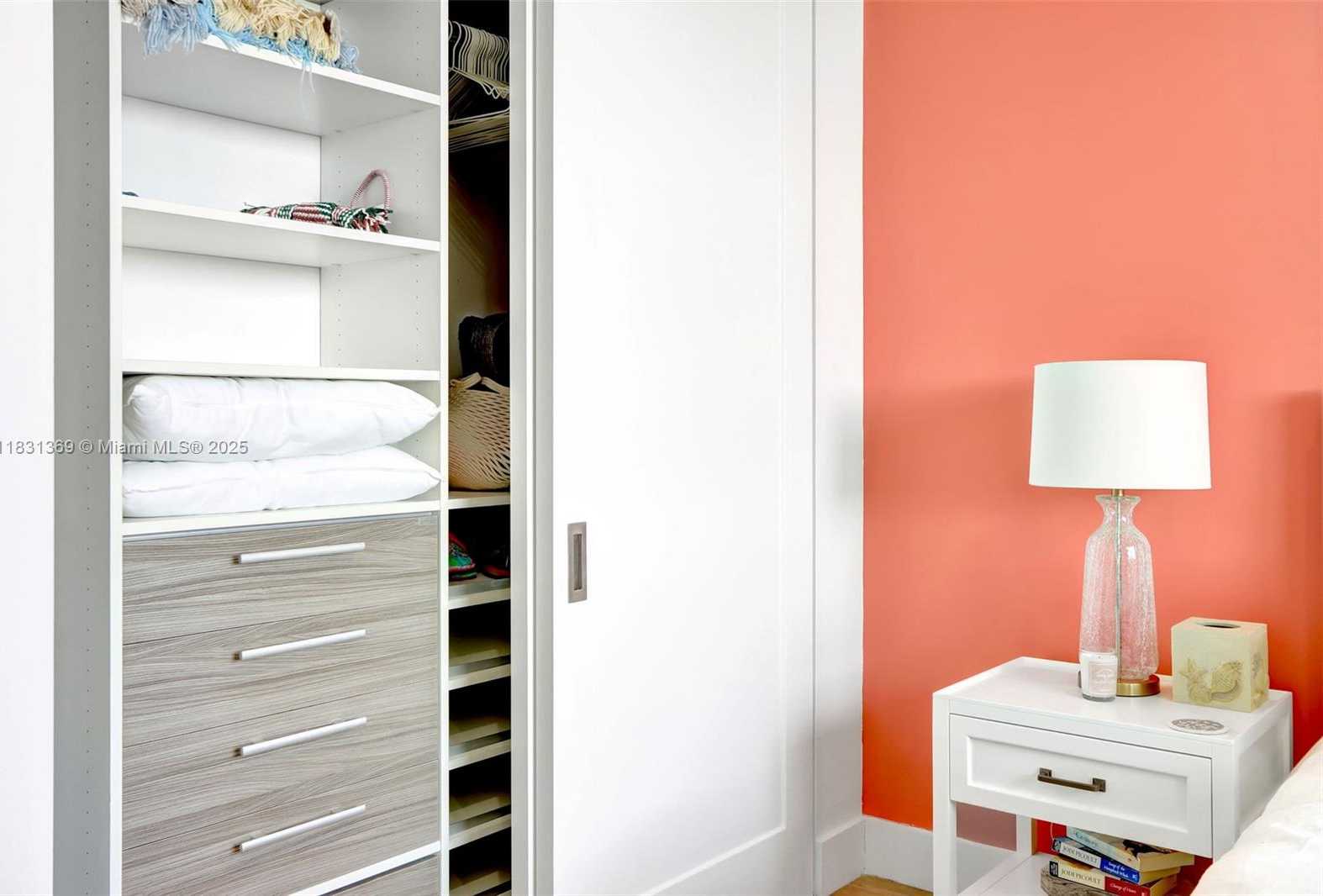 Small Image of 324 BALBOA ST, Hollywood Number 24