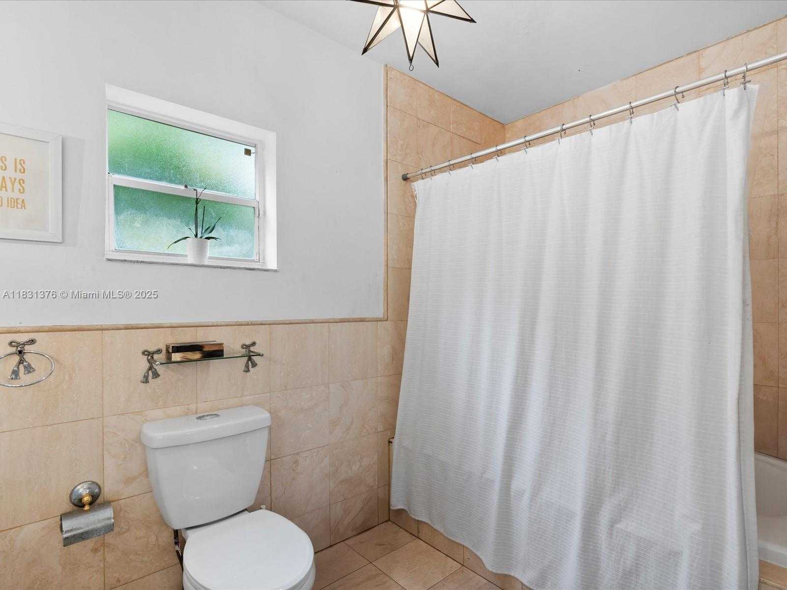Small Image of 2700 SOUTH WEST 4TH AVE, Miami Number 25