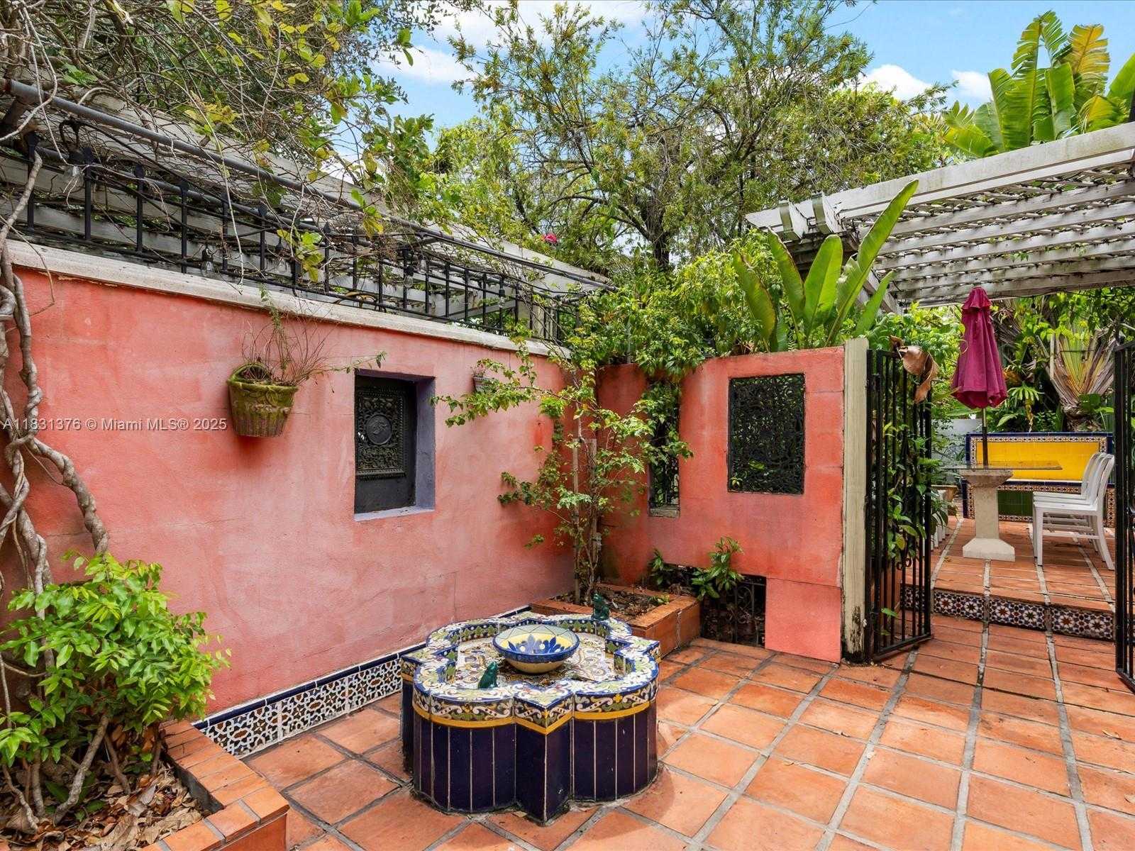 Small Image of 2700 SOUTH WEST 4TH AVE, Miami Number 28