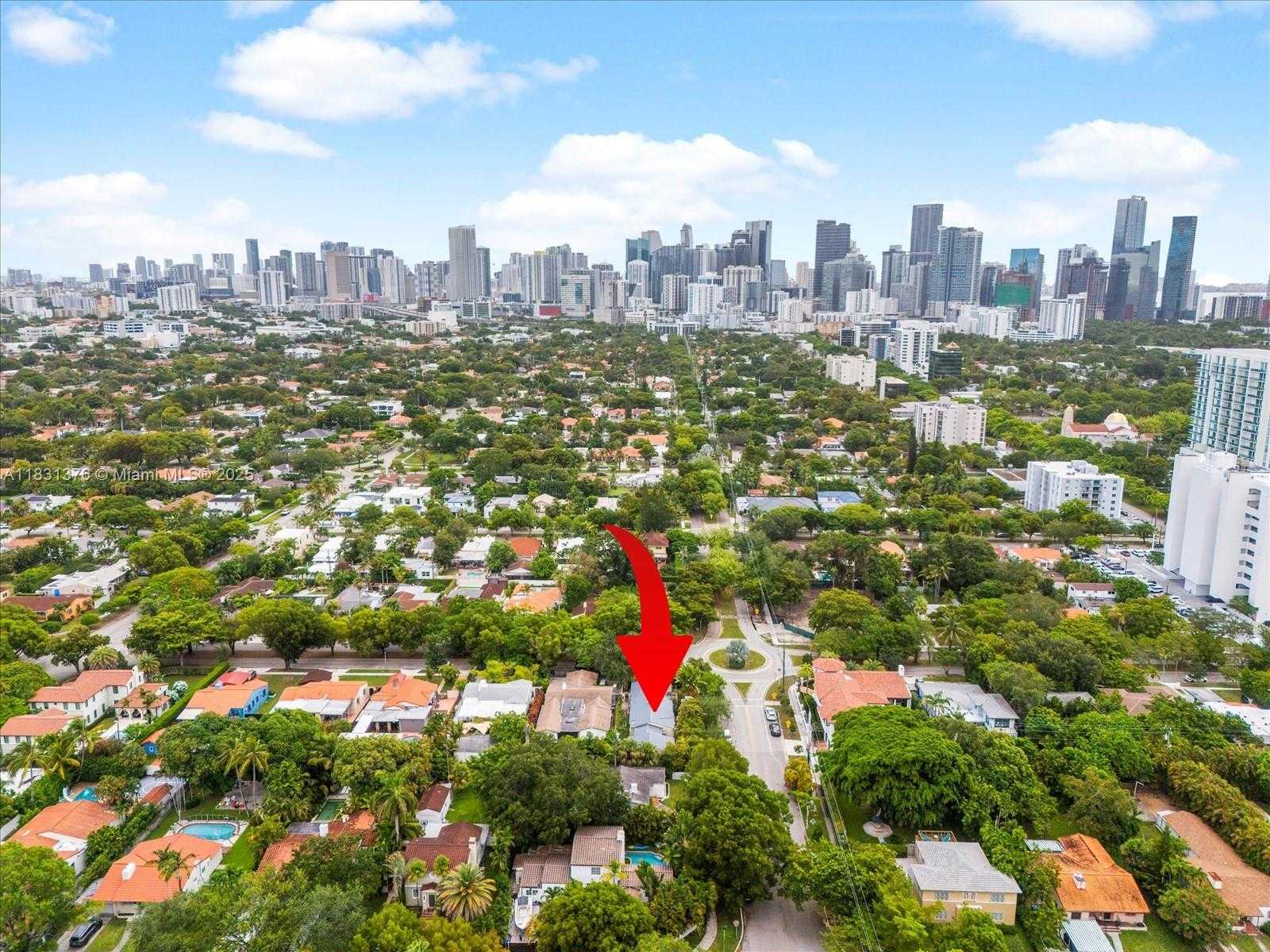 Small Image of 2700 SOUTH WEST 4TH AVE, Miami Number 36