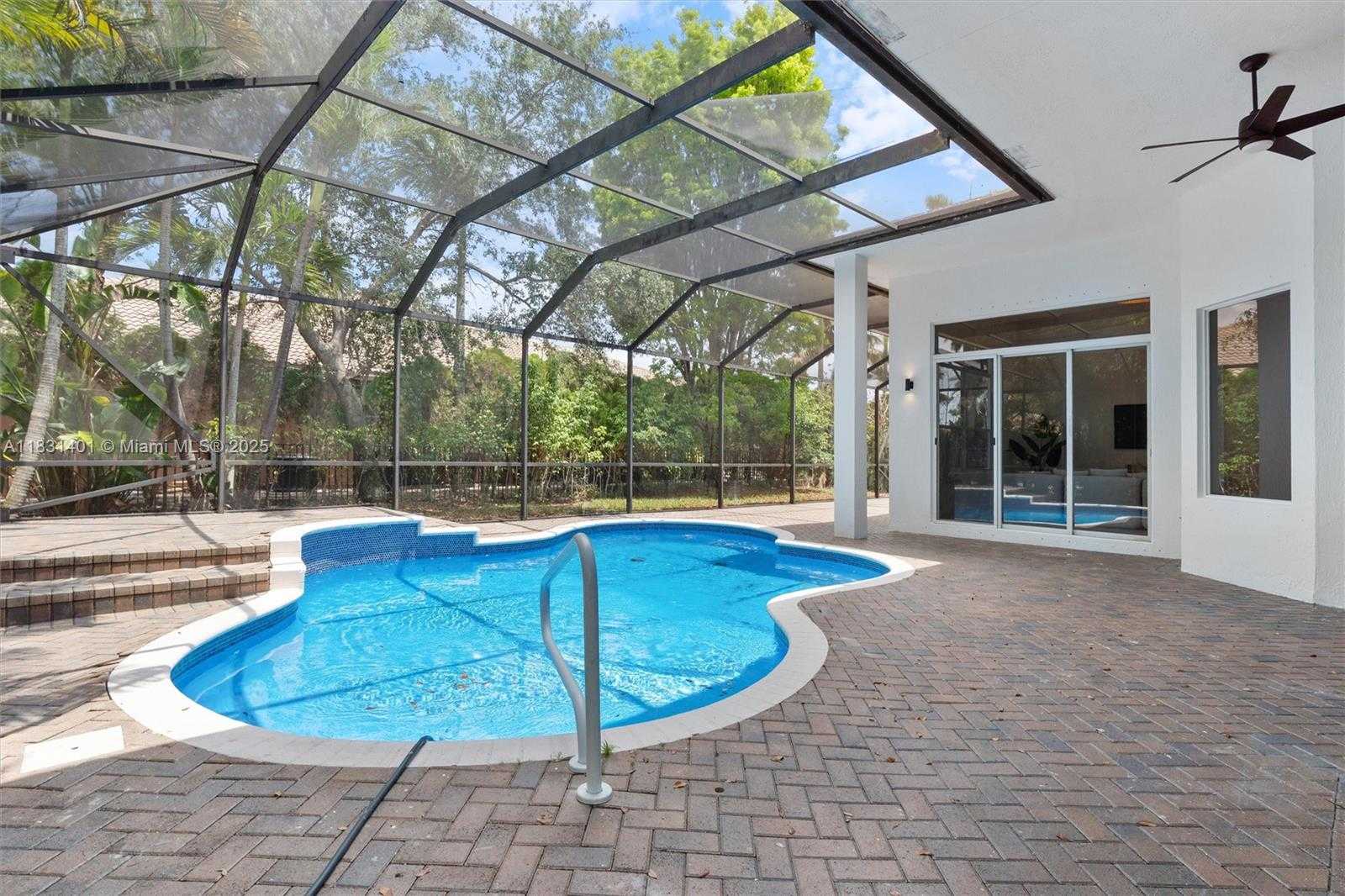 Small Image of 10275 OAK MEADOW LN, Lake Worth Number 24