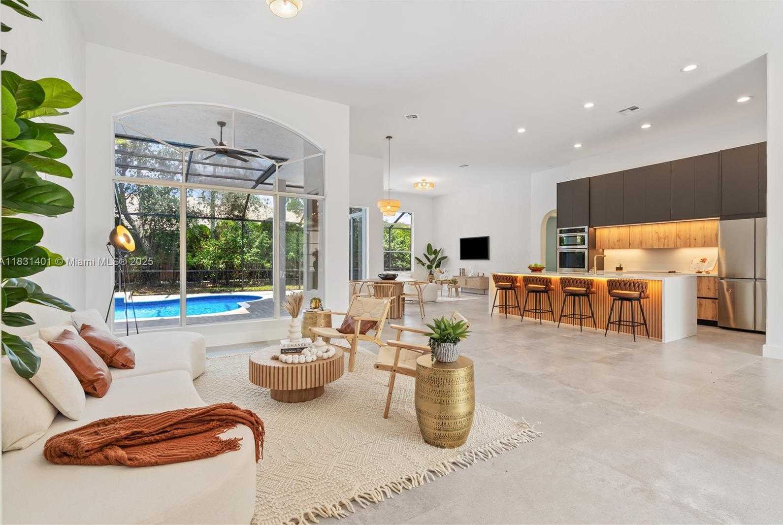 Small Image of 10275 OAK MEADOW LN, Lake Worth Number 4