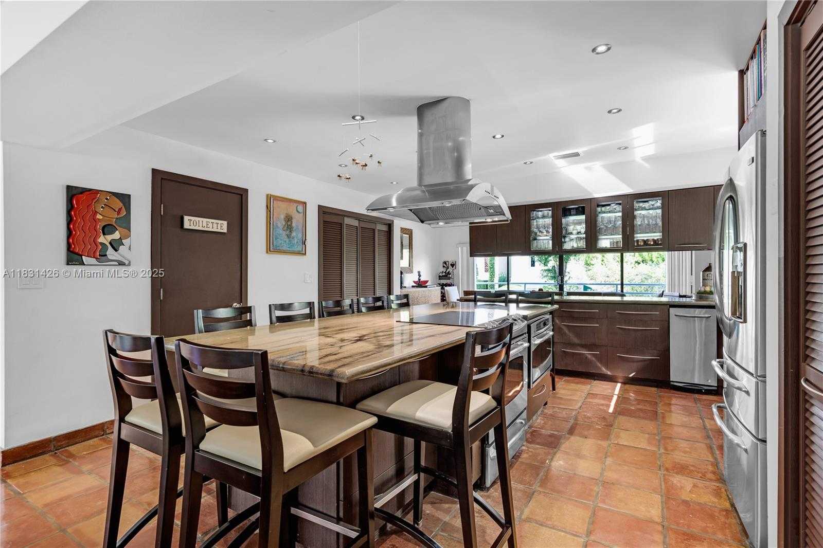 Small Image of 3520 ROCKERMAN RD, Miami Number 15