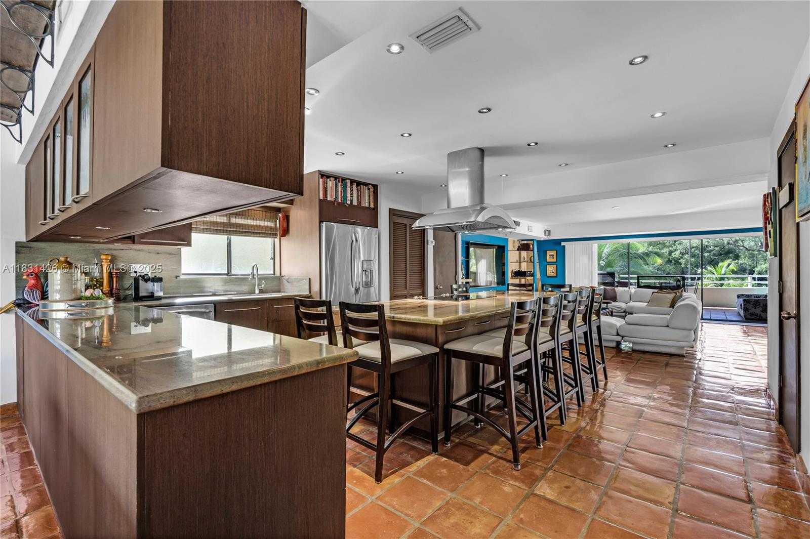 Small Image of 3520 ROCKERMAN RD, Miami Number 16