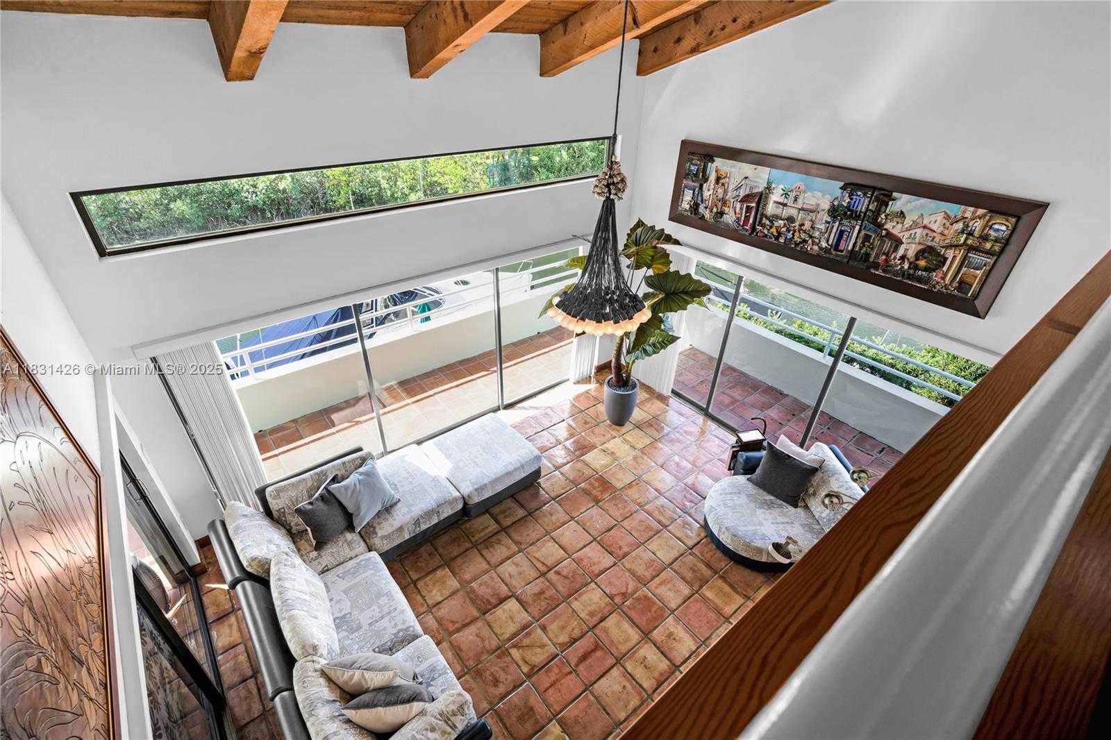Small Image of 3520 ROCKERMAN RD, Miami Number 21