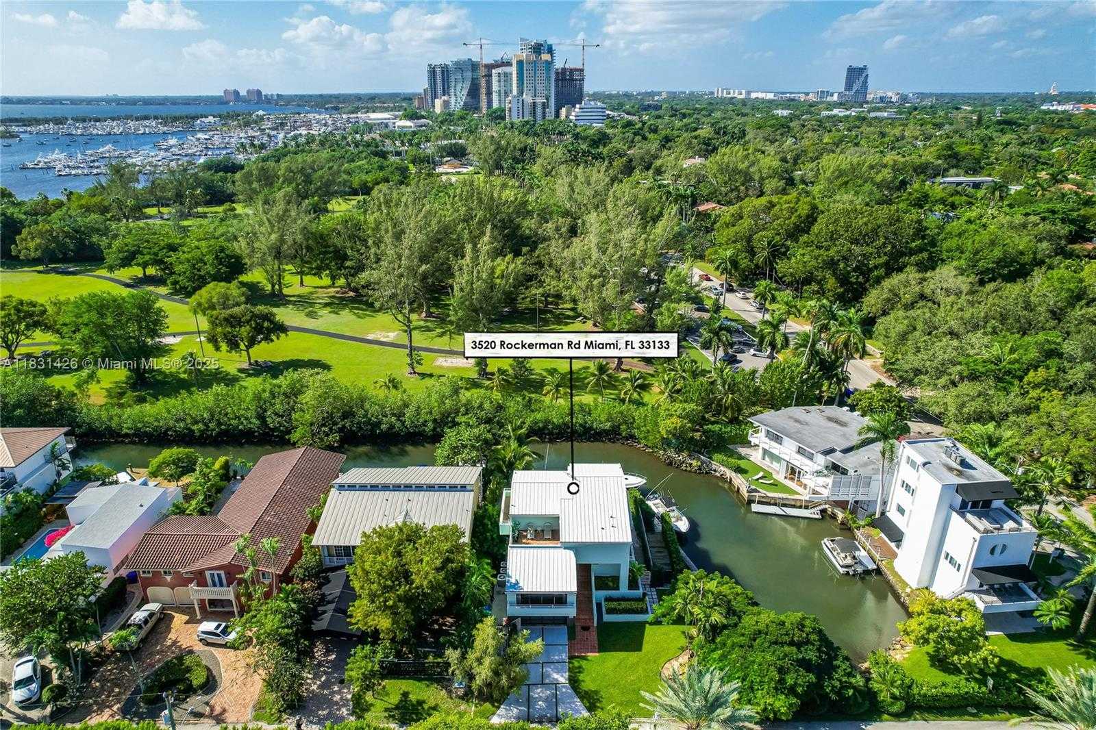 Small Image of 3520 ROCKERMAN RD, Miami Number 39