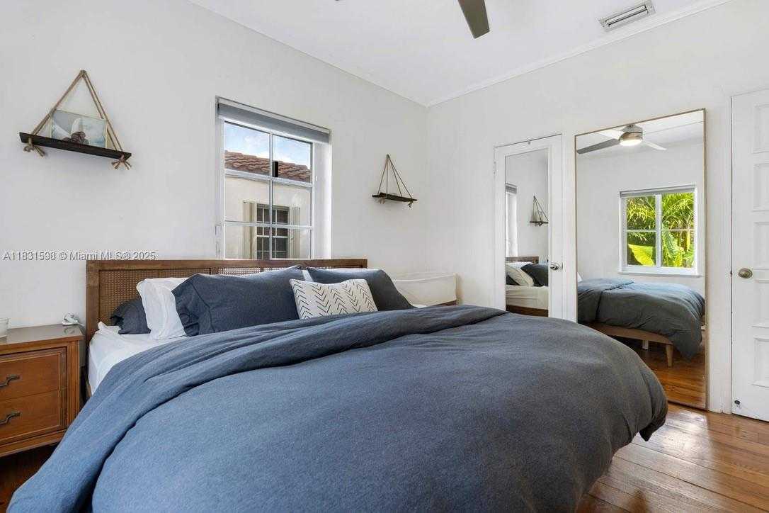 Small Image of 631 NORTH EAST 87TH ST, Miami Number 10