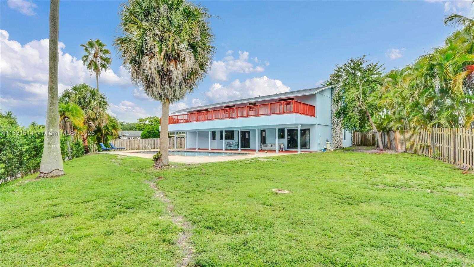 Small Image of 540 SOUTH WEST 101ST AVE, Plantation Number 13