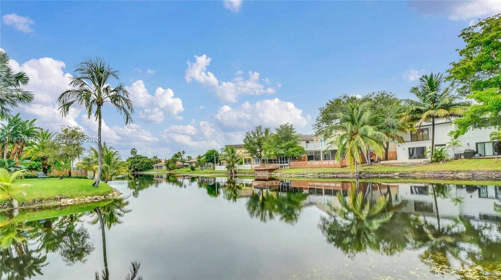 Small Image of 540 SOUTH WEST 101ST AVE, Plantation Number 17