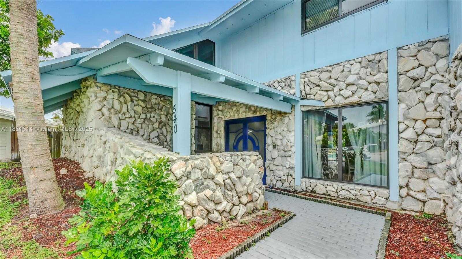 Small Image of 540 SOUTH WEST 101ST AVE, Plantation Number 19