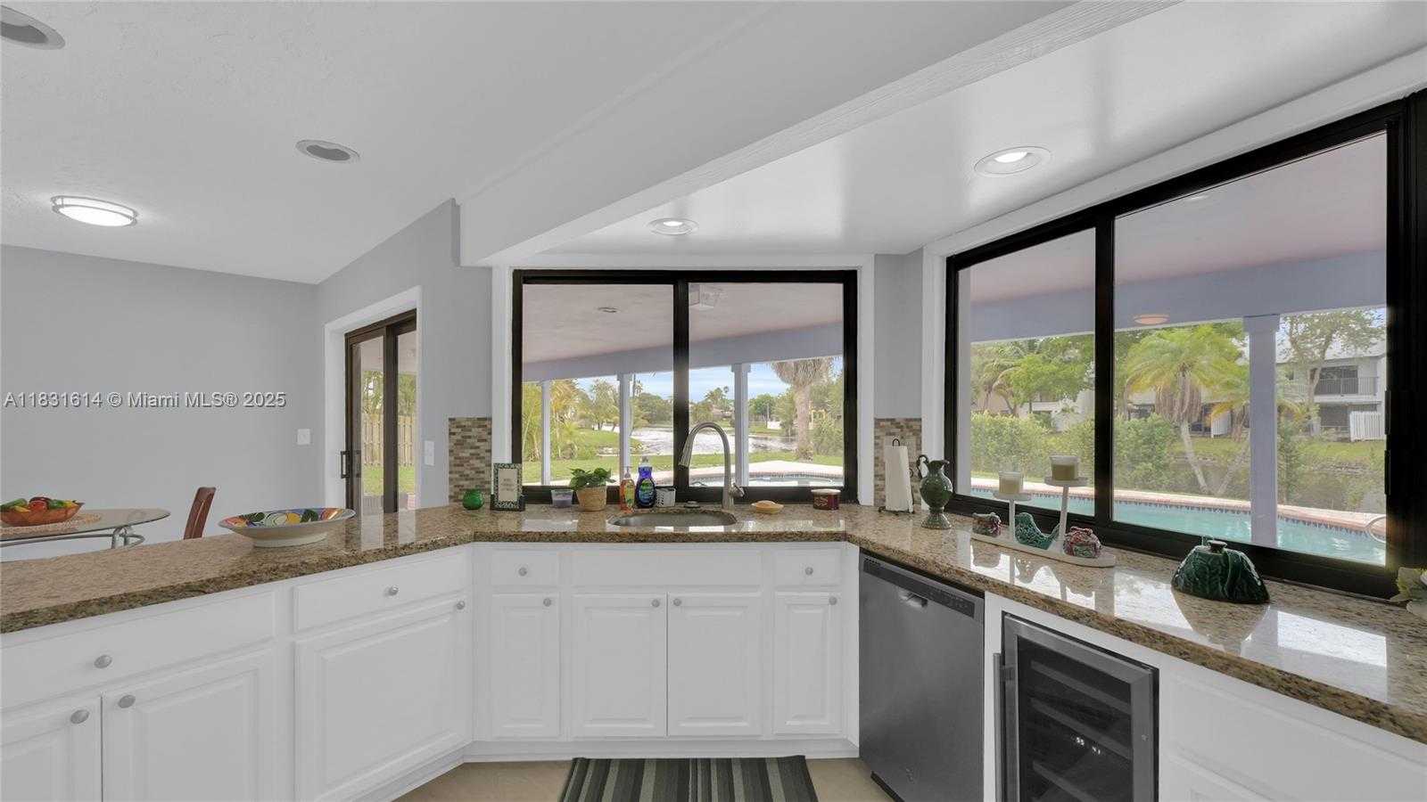 Small Image of 540 SOUTH WEST 101ST AVE, Plantation Number 42
