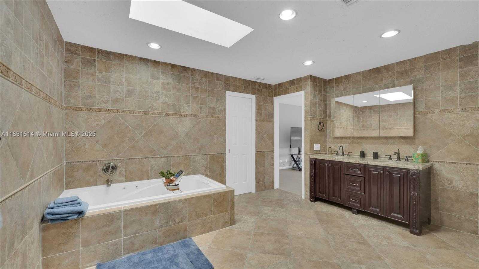 Small Image of 540 SOUTH WEST 101ST AVE, Plantation Number 81