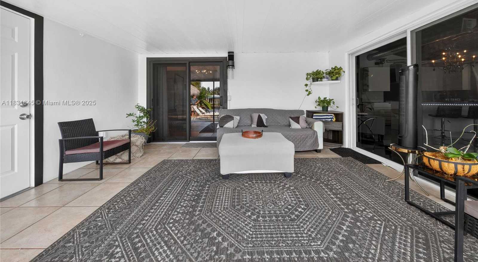 Small Image of 380 SOUTH EAST 1ST TER, Pompano Beach Number 23