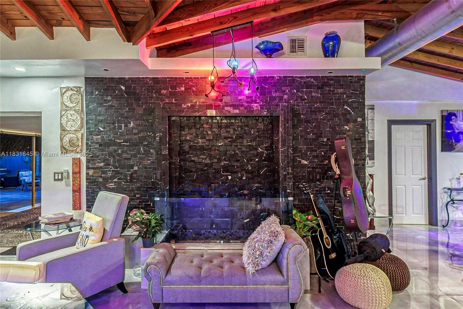 Small Image of 380 SOUTH EAST 1ST TER, Pompano Beach Number 33