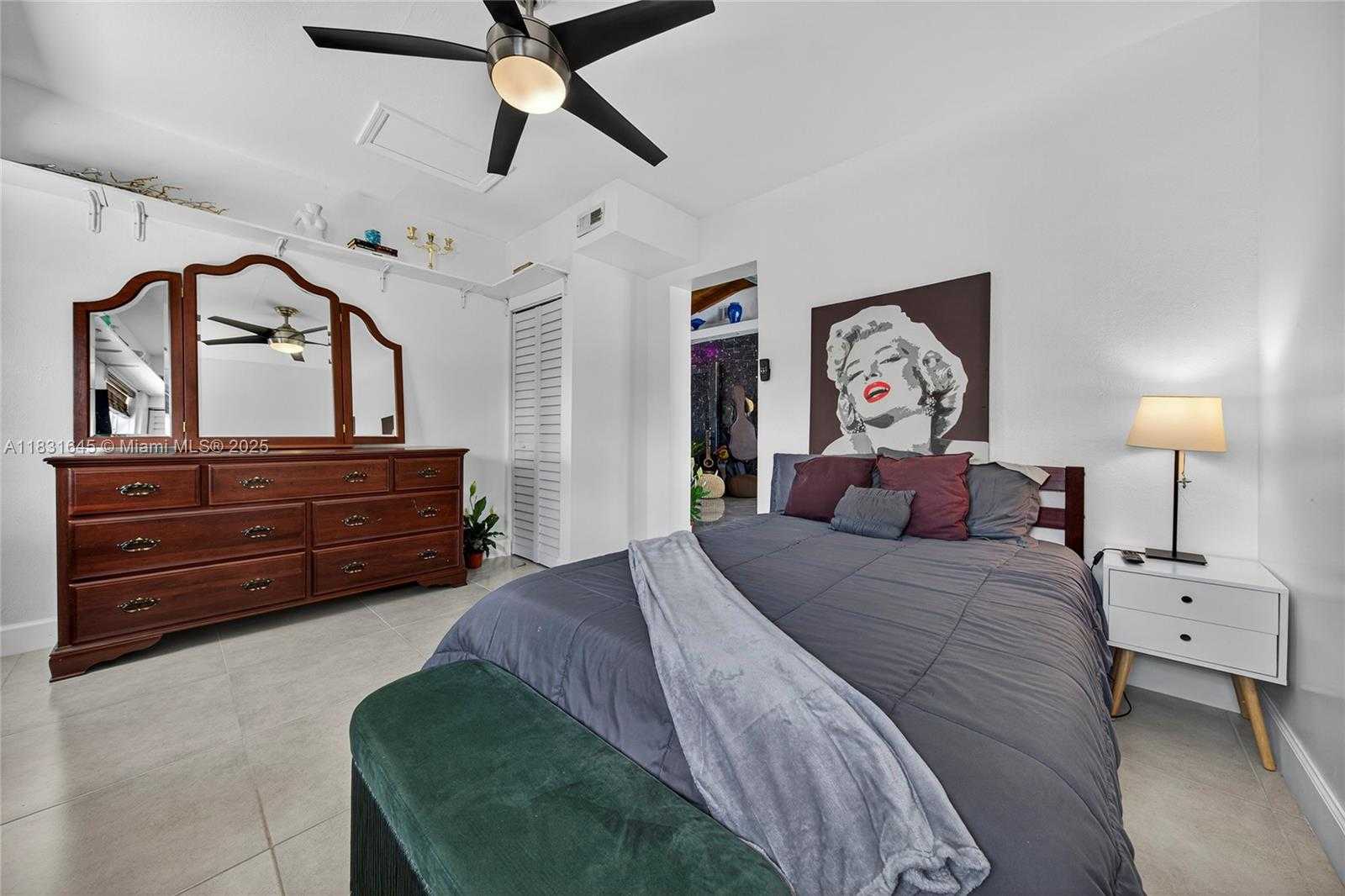 Small Image of 380 SOUTH EAST 1ST TER, Pompano Beach Number 47