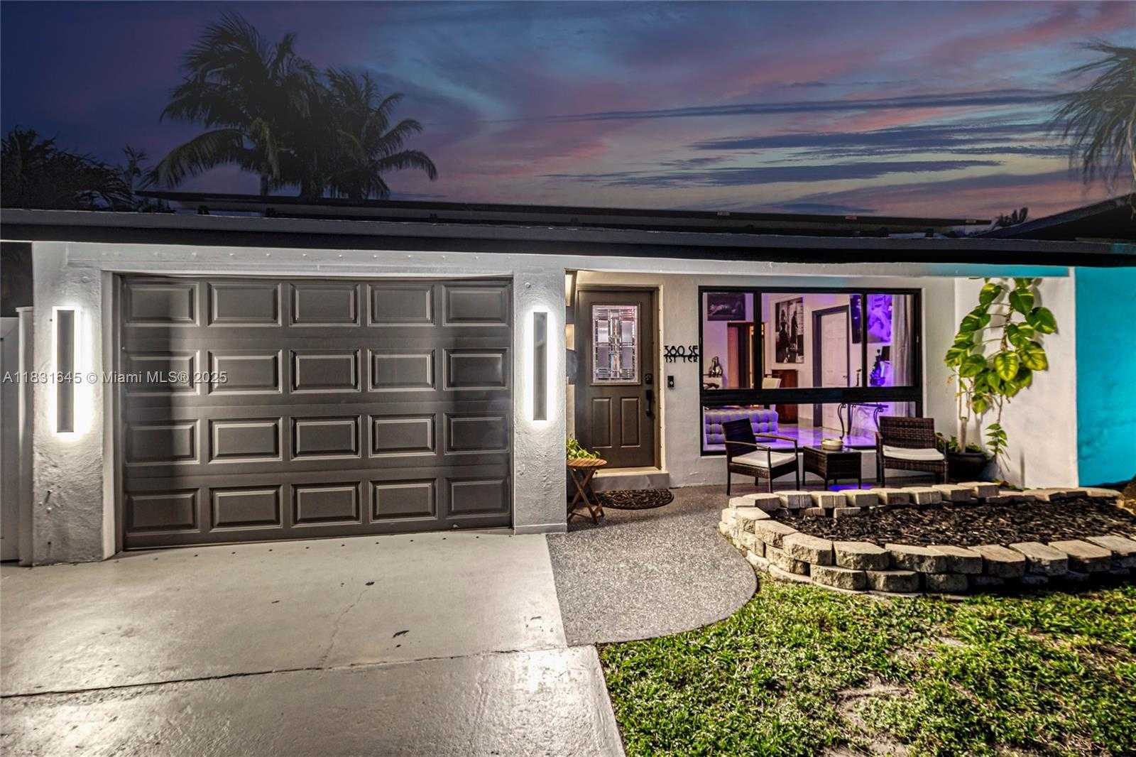 Small Image of 380 SOUTH EAST 1ST TER, Pompano Beach Number 6