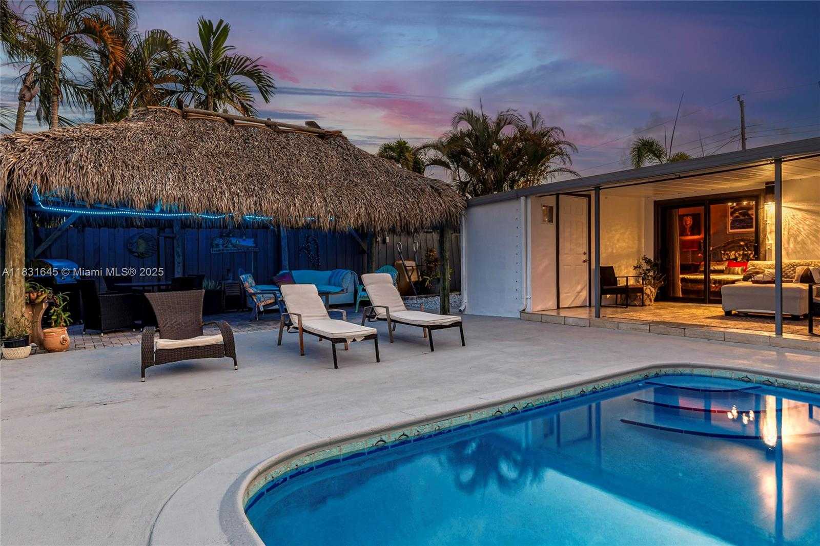 Small Image of 380 SOUTH EAST 1ST TER, Pompano Beach Number 60